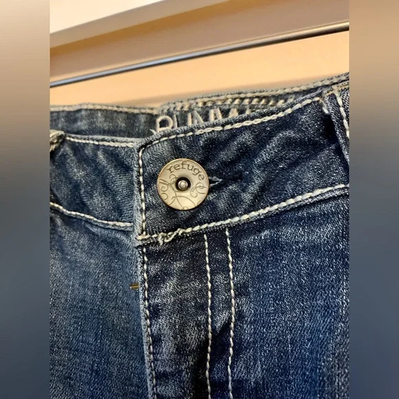 Refuge Runway Jeans - Size 10R - Picture 3 of 7